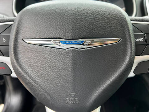 2016 Chrysler 200
