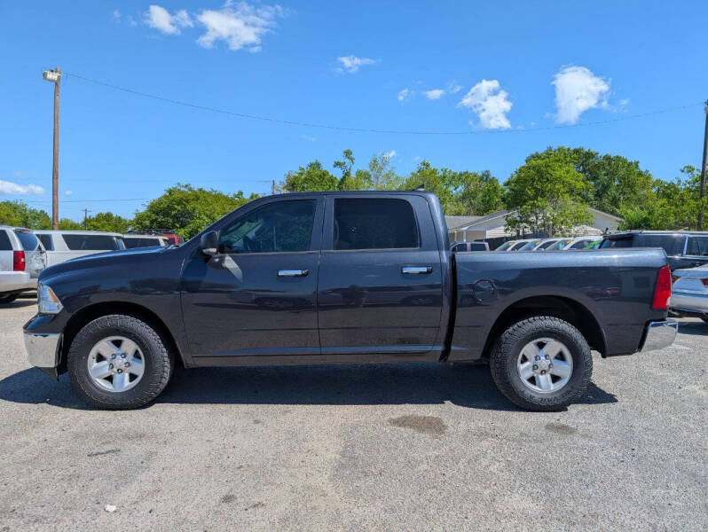 2016 RAM 1500 SLT