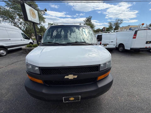 2021 Chevrolet Express 2500