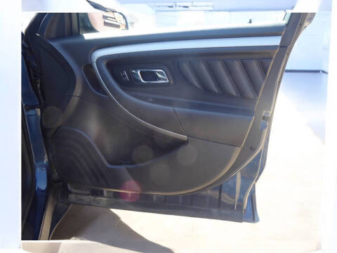 2017 Ford Taurus SEL