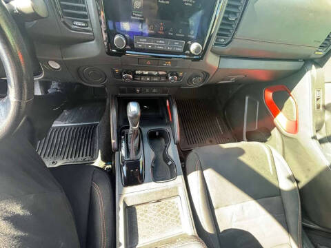 2022 Nissan Frontier SV