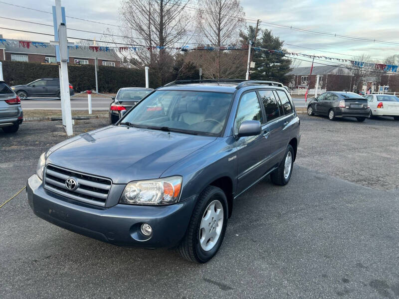 2005 Toyota Highlander for sale at Lux Car Sales in South Easton MA