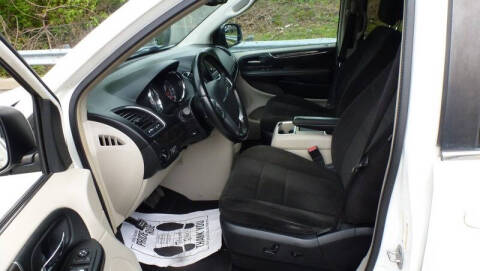 2012 Chrysler Town and Country Touring
