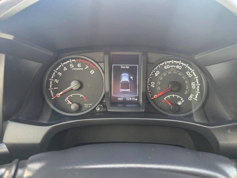 2022 Toyota Tacoma SR