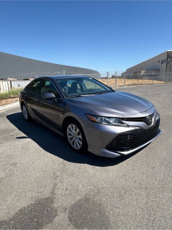 2020 Toyota Camry LE