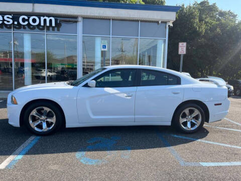 2013 Dodge Charger SE