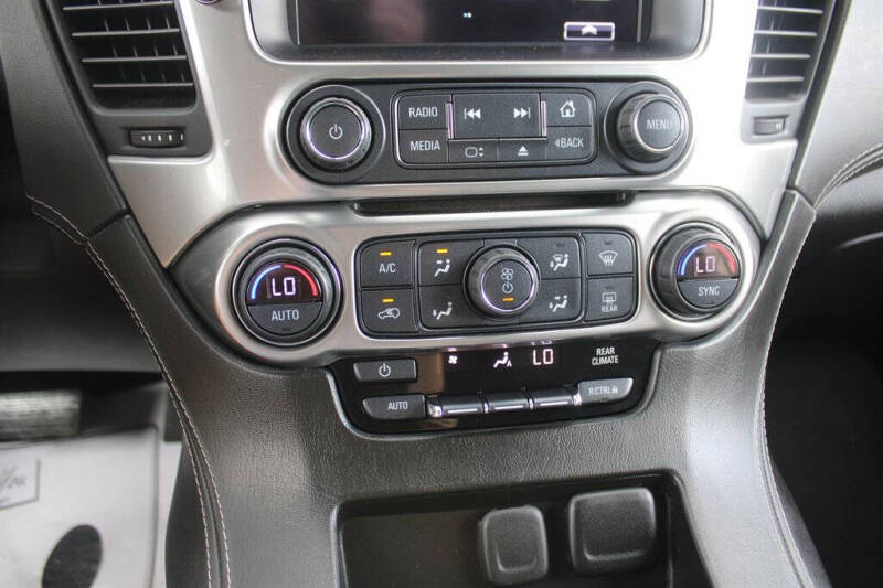 2017 Chevrolet Suburban LS
