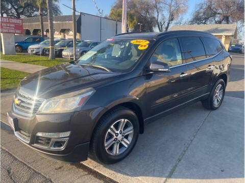 2017 Chevrolet Traverse for sale at Dealers Choice Inc in Farmersville CA