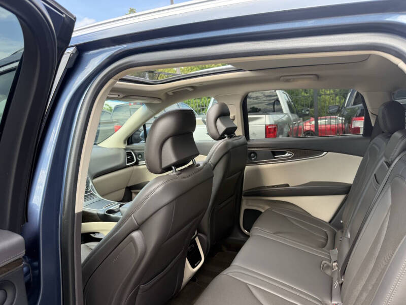 2019 Lincoln Nautilus Reserve