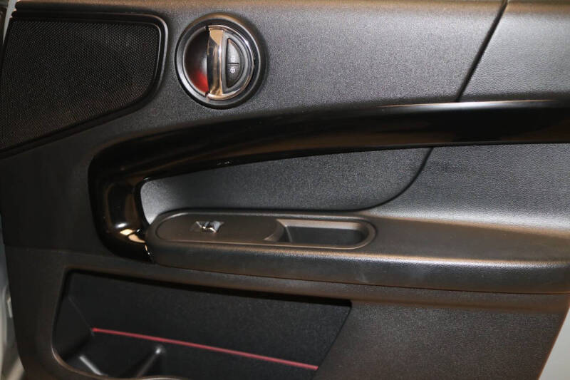 2022 MINI Countryman Oxford Edition