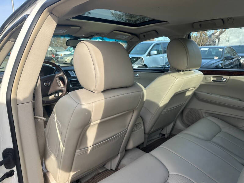 2009 Cadillac DTS Luxury 5-Passenger