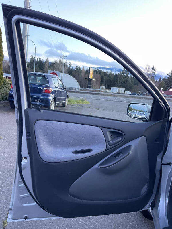 2000 Toyota Vitz Yaris