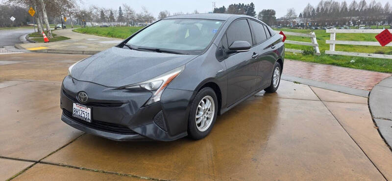 2016 Toyota Prius Two