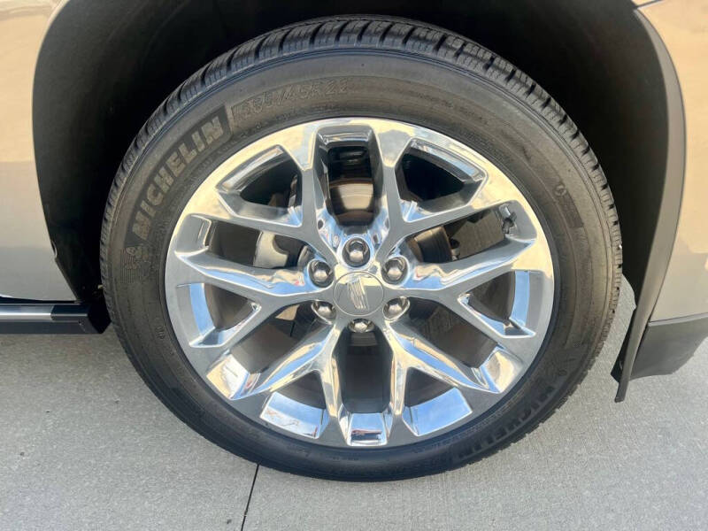 2017 Cadillac Escalade ESV Platinum