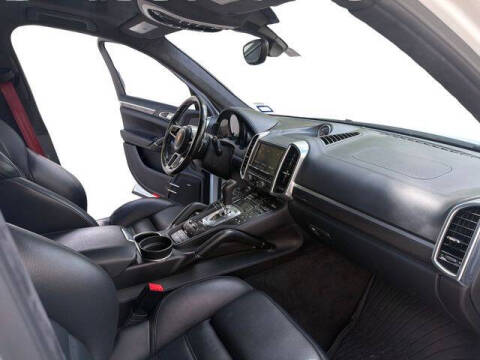 2015 Porsche Cayenne Turbo