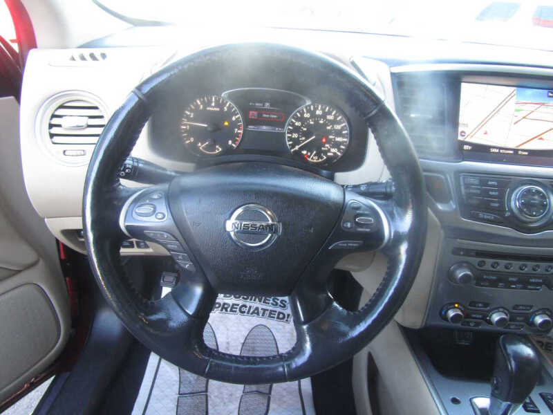 2020 Nissan Pathfinder SL