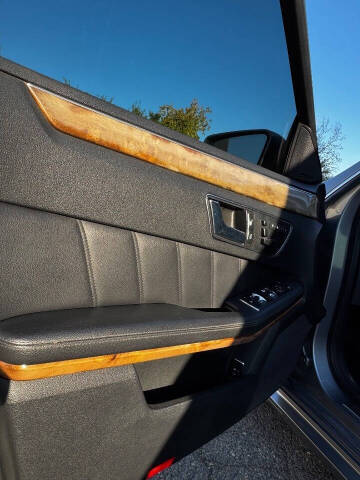 2011 Mercedes-Benz E-Class E 550 Sport