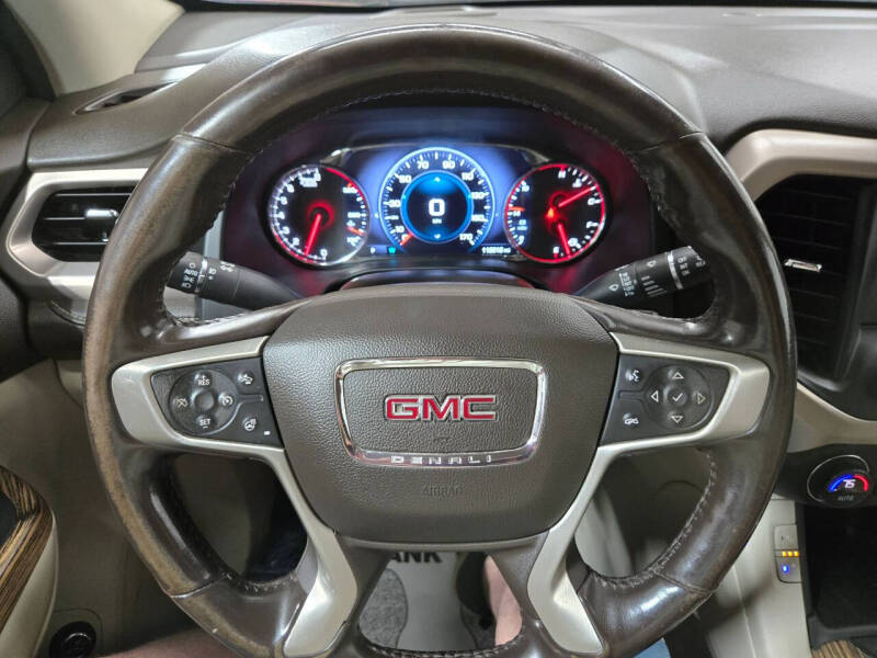 2019 GMC Acadia Denali