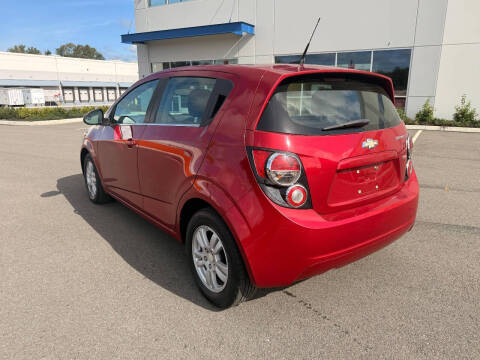 2013 Chevrolet Sonic LT Auto