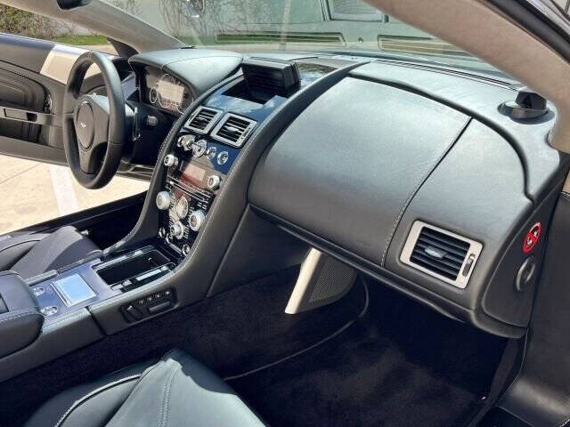 2011 Aston Martin DBS 4