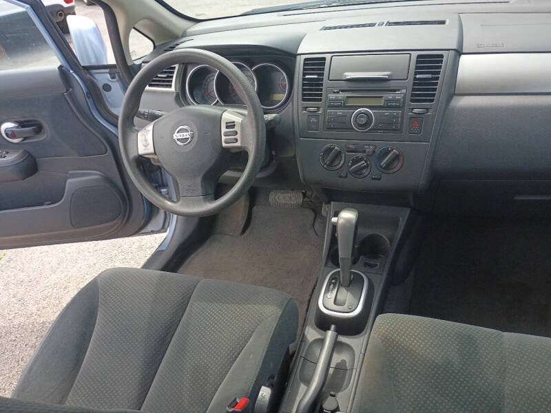 2012 Nissan Versa 1.8 S