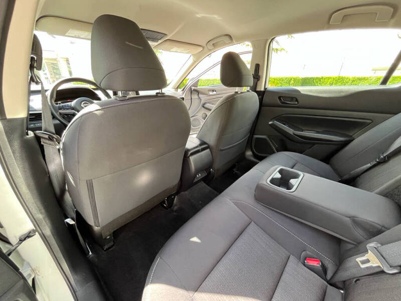 2025 Nissan Altima 2.5 SV
