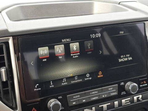 2025 Nissan Frontier SV