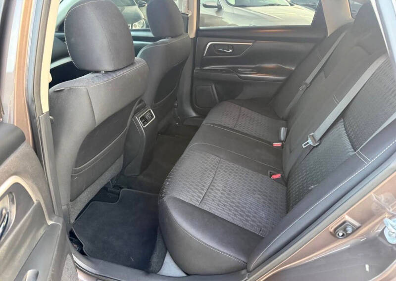 2016 Nissan Altima 2.5 SV