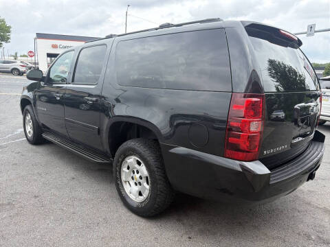 2011 Chevrolet Suburban LS