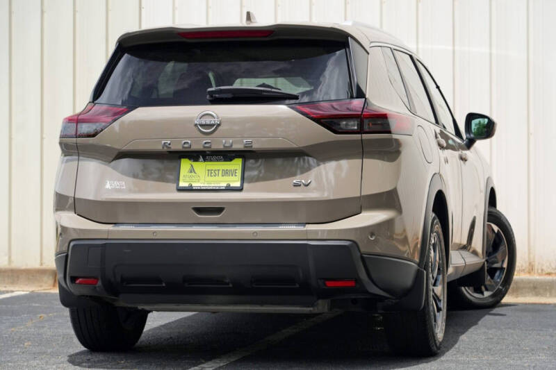 2024 Nissan Rogue SV