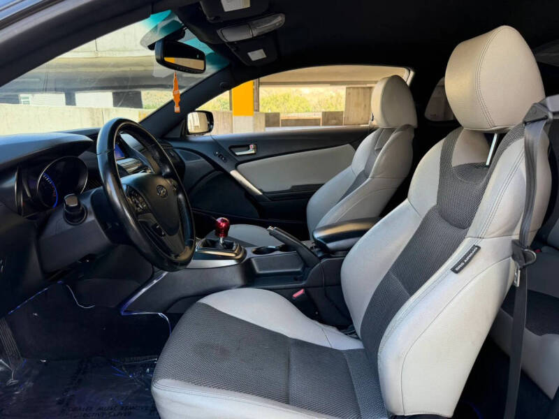 2015 Hyundai Genesis Coupe