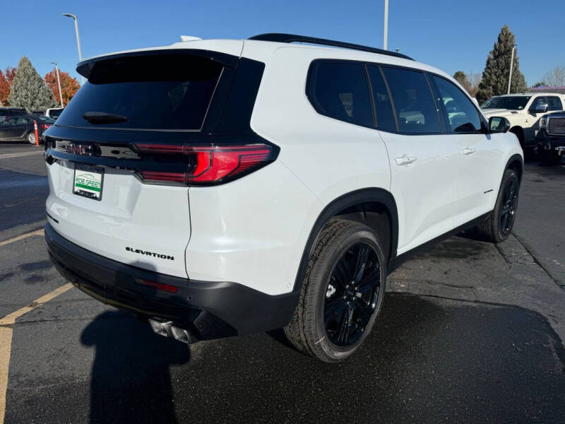 2026 GMC Acadia Elevation