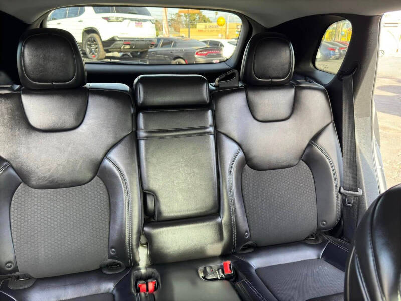 2019 Jeep Cherokee Altitude