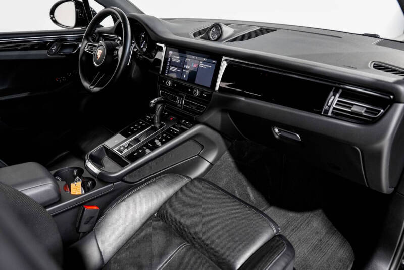 2024 Porsche Macan