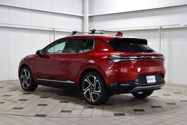 2026 Chevrolet Equinox EV LT 2