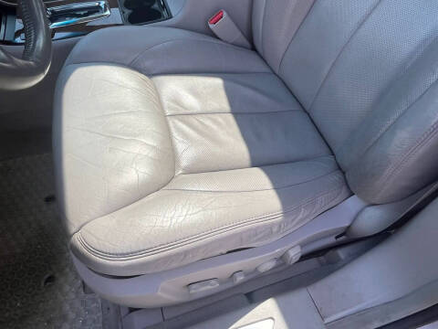 2011 Cadillac DTS Premium Collection