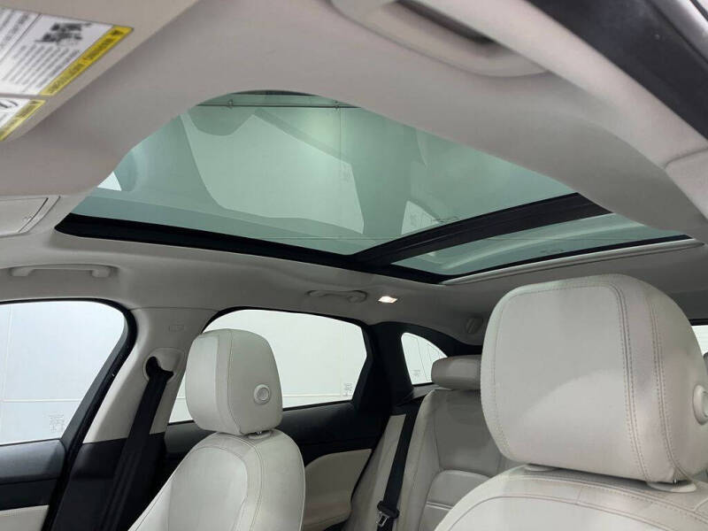 2017 Jaguar F-PACE 35t Prestige