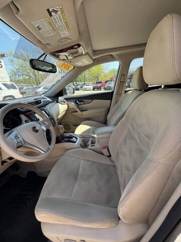 2015 Nissan Rogue SV