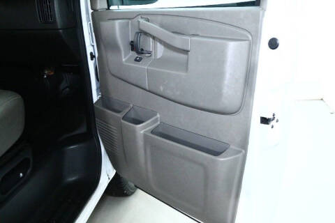 2023 Chevrolet Express 2500