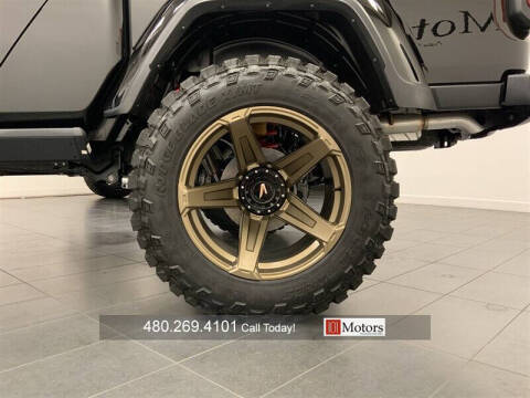 2025 Jeep Gladiator NightHawk