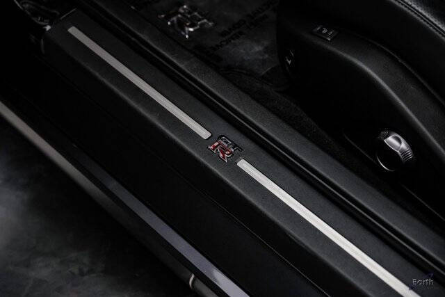 2013 Nissan GT-R Premium