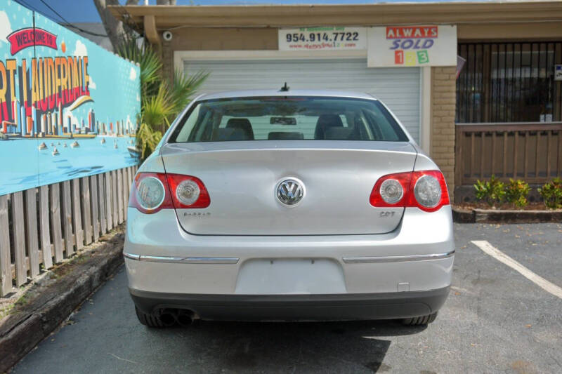 2010 Volkswagen Passat Komfort
