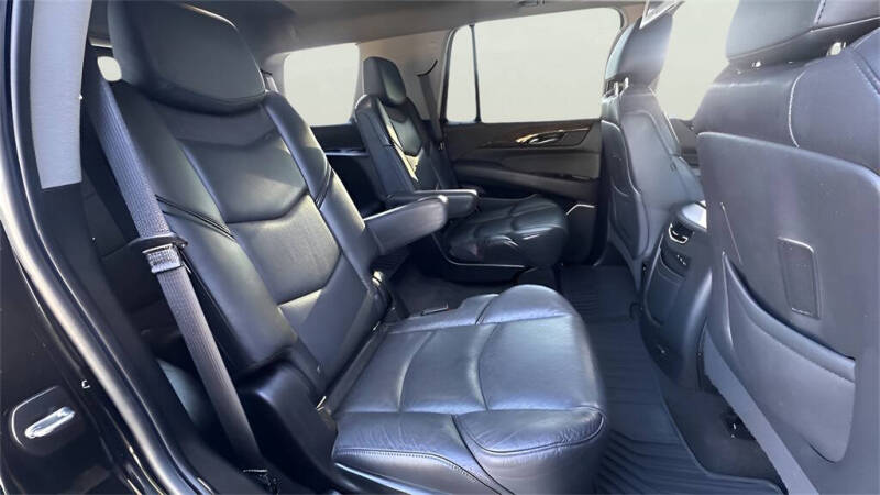 2020 Cadillac Escalade Luxury