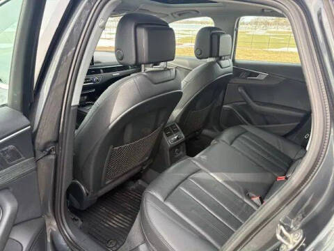 2017 Audi A4 2.0T quattro Premium Plus