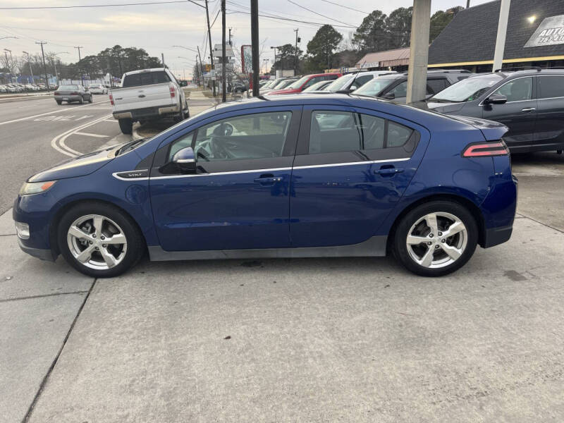 Used 2013 Chevrolet Volt Base with VIN 1G1RA6E42DU105844 for sale in Norfolk, VA