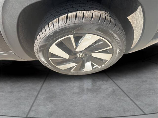 2024 Volkswagen Atlas Cross Sport SE 4Motion