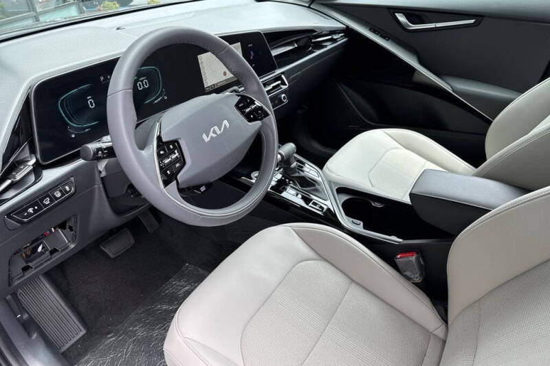 2026 Kia Niro EX