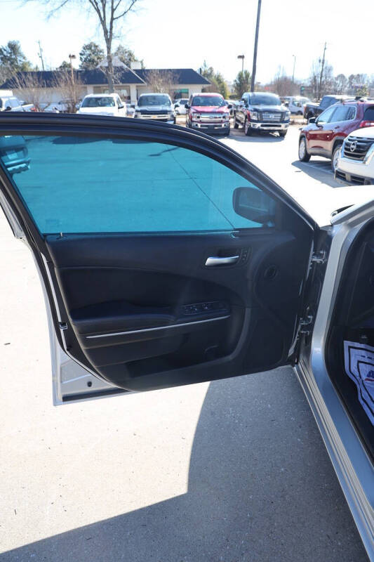 2020 Dodge Charger SXT