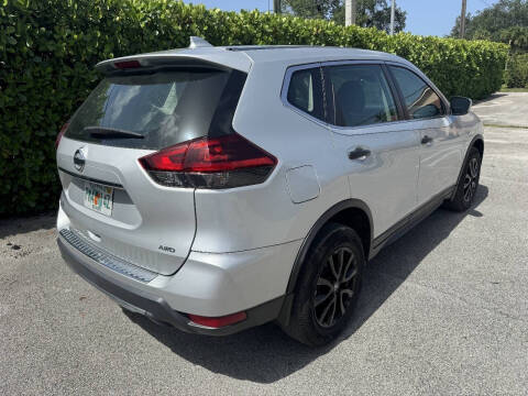 2019 Nissan Rogue S