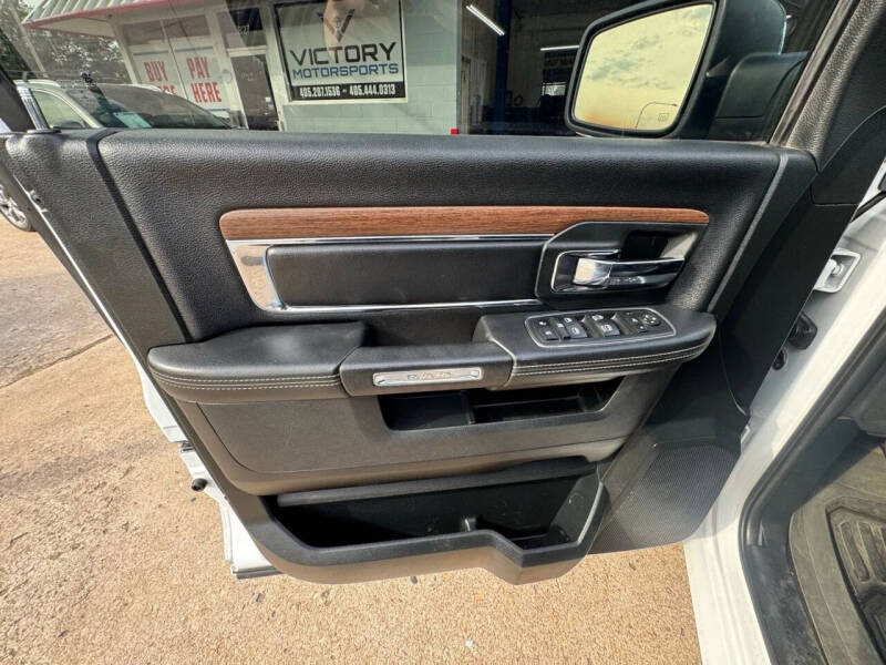 2017 RAM 1500 Laramie